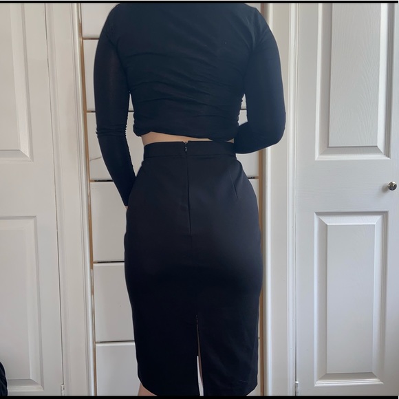 Black Zara skirt - Picture 4 of 5
